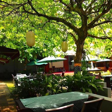 Bumi Wiyata Hotel Depok Exterior foto