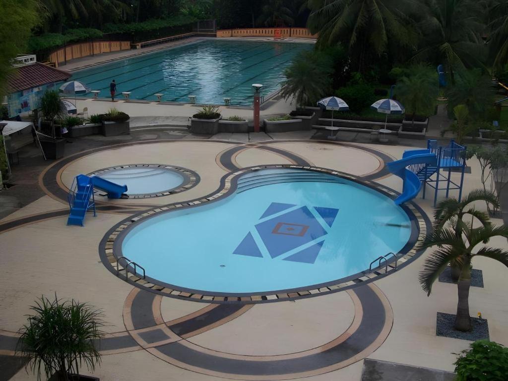 Bumi Wiyata Hotel Depok Exterior foto