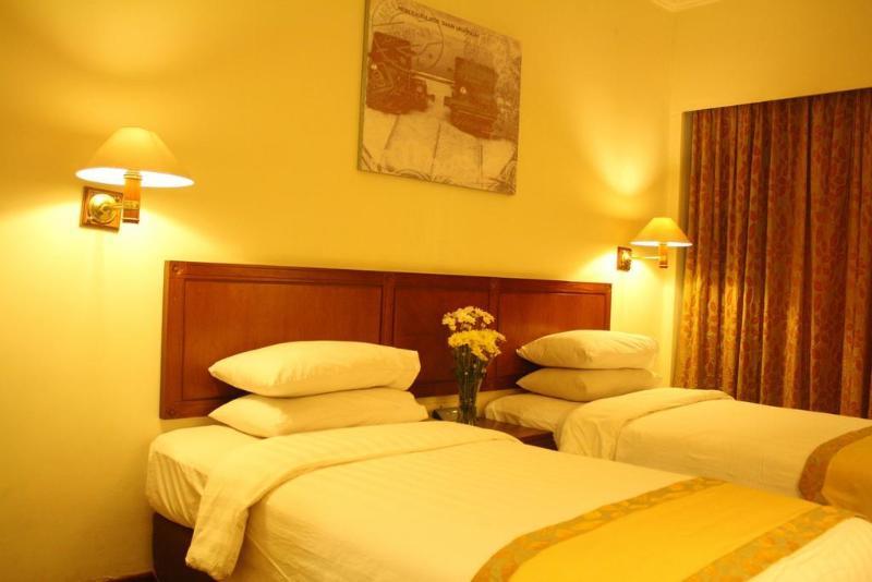 Bumi Wiyata Hotel Depok Exterior foto